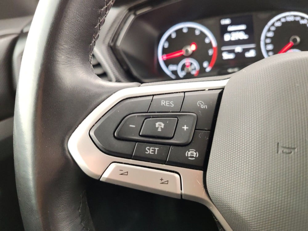 Volkswagen T-Cross usata a Massa-Carrara (14)
