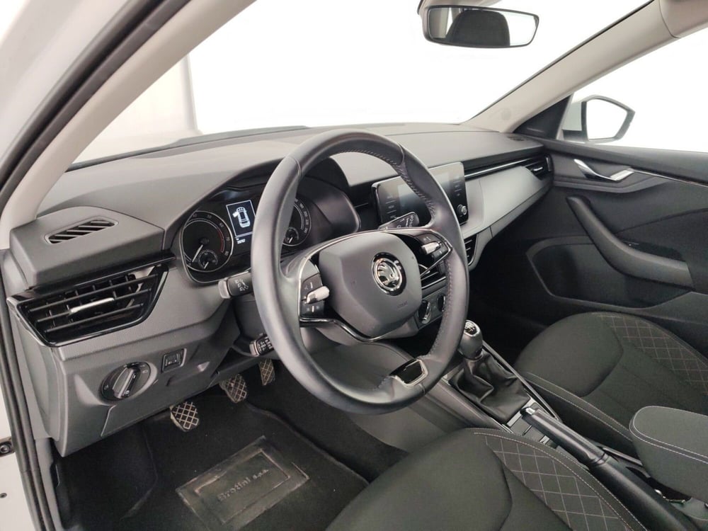 Skoda Kamiq usata a Massa-Carrara (7)