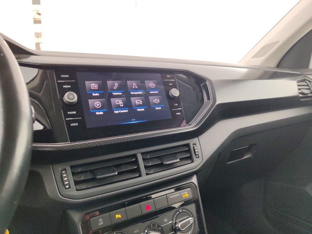 Volkswagen T-Cross usata a Massa-Carrara (15)
