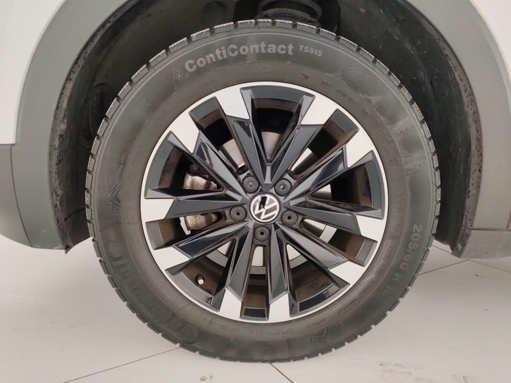 Volkswagen T-Cross usata a Massa-Carrara (6)