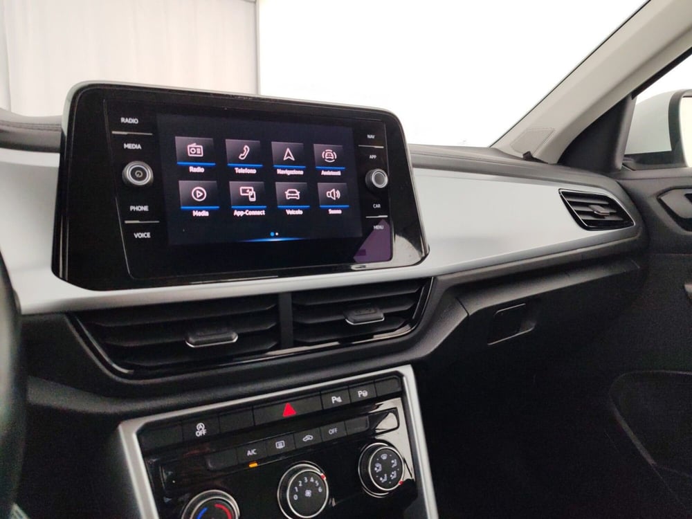Volkswagen T-Roc usata a Massa-Carrara (15)