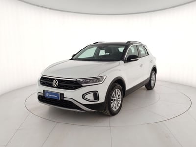 Volkswagen T-Roc 1.0 TSI Life del 2022 usata a Massa