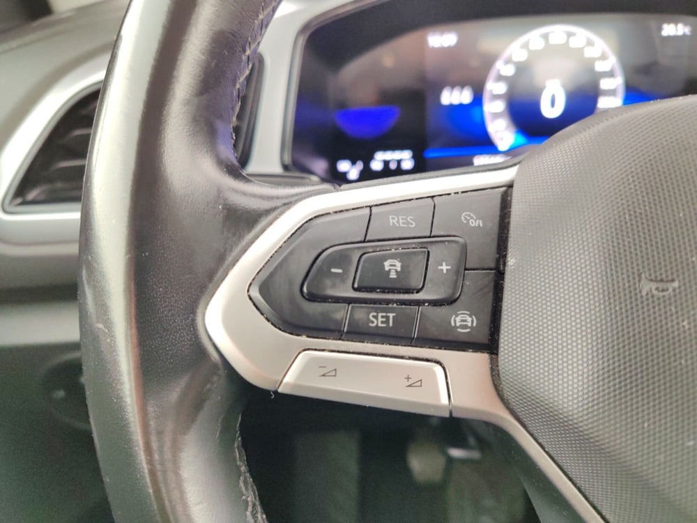 Volkswagen T-Roc usata a Massa-Carrara (15)