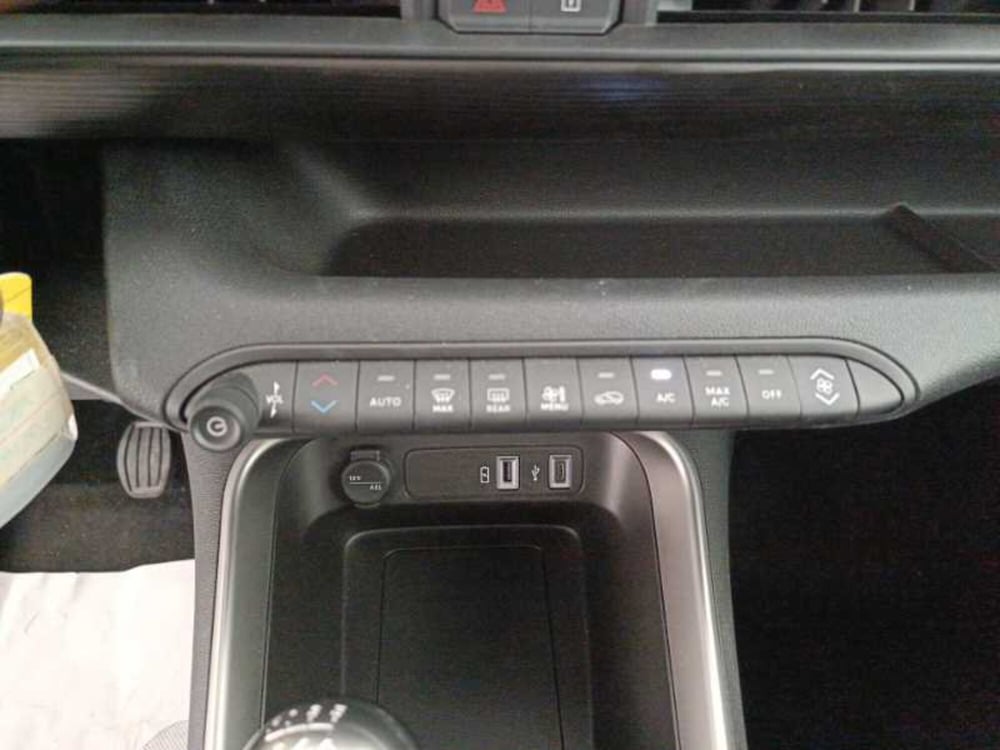 Jeep Avenger usata a Treviso (17)