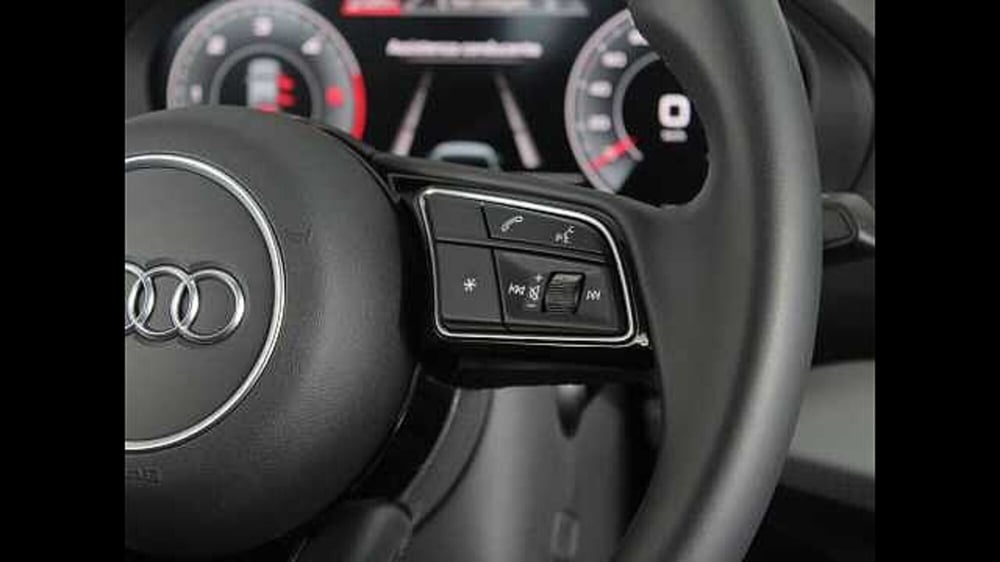 Audi Q2 usata a Palermo (15)