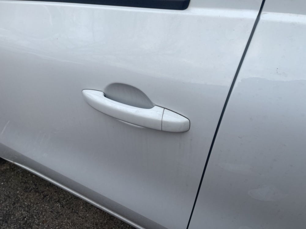 Nissan Townstar usata a Frosinone (11)