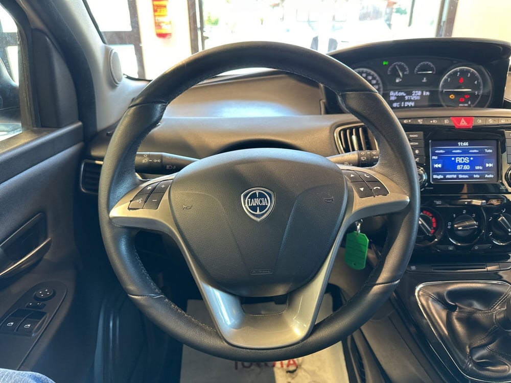 Lancia Ypsilon usata a Catanzaro (20)