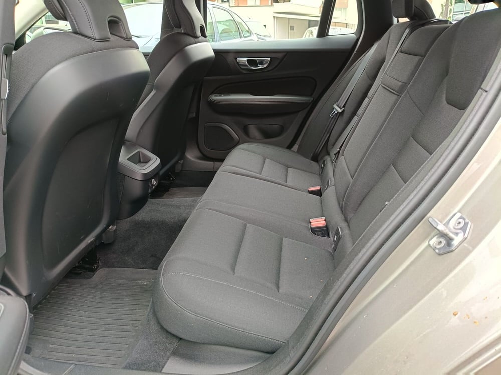 Volvo V60 usata a Rimini (9)