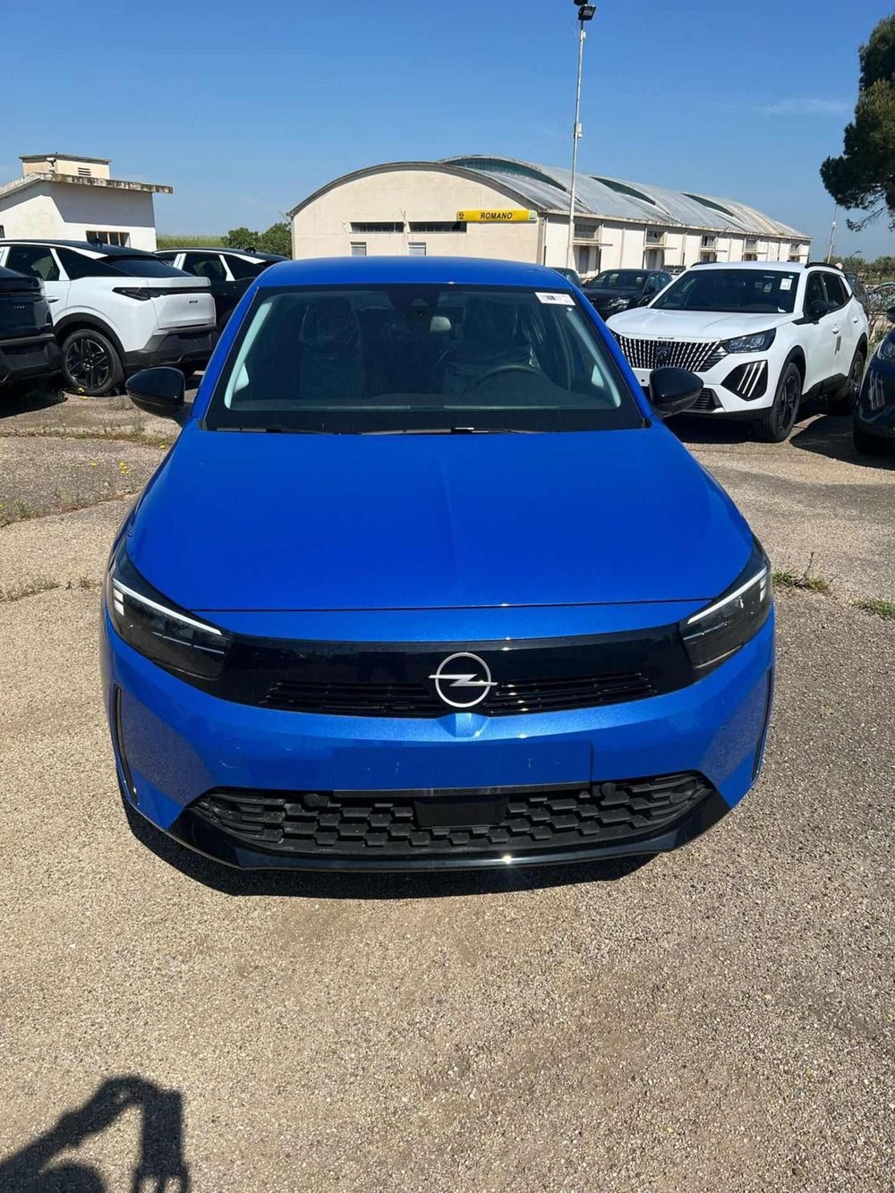 Opel Corsa nuova a Foggia (2)