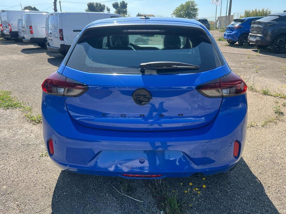 Opel Corsa nuova a Foggia (6)