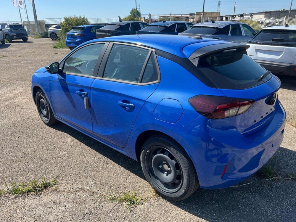 Opel Corsa nuova a Foggia (7)