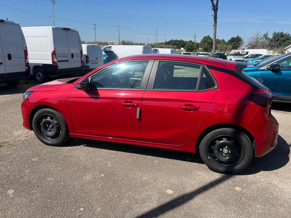 Opel Corsa nuova a Foggia (10)