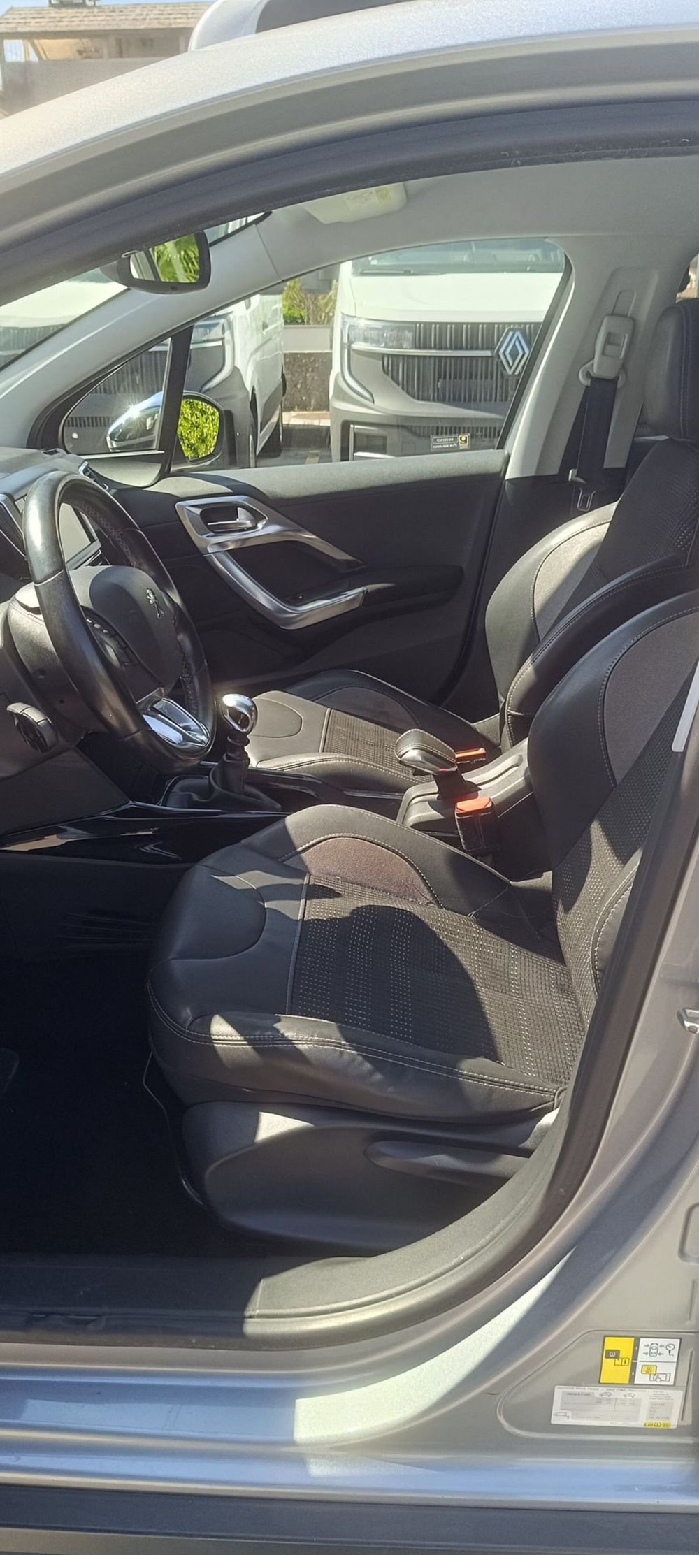Peugeot 2008 usata a Frosinone (8)