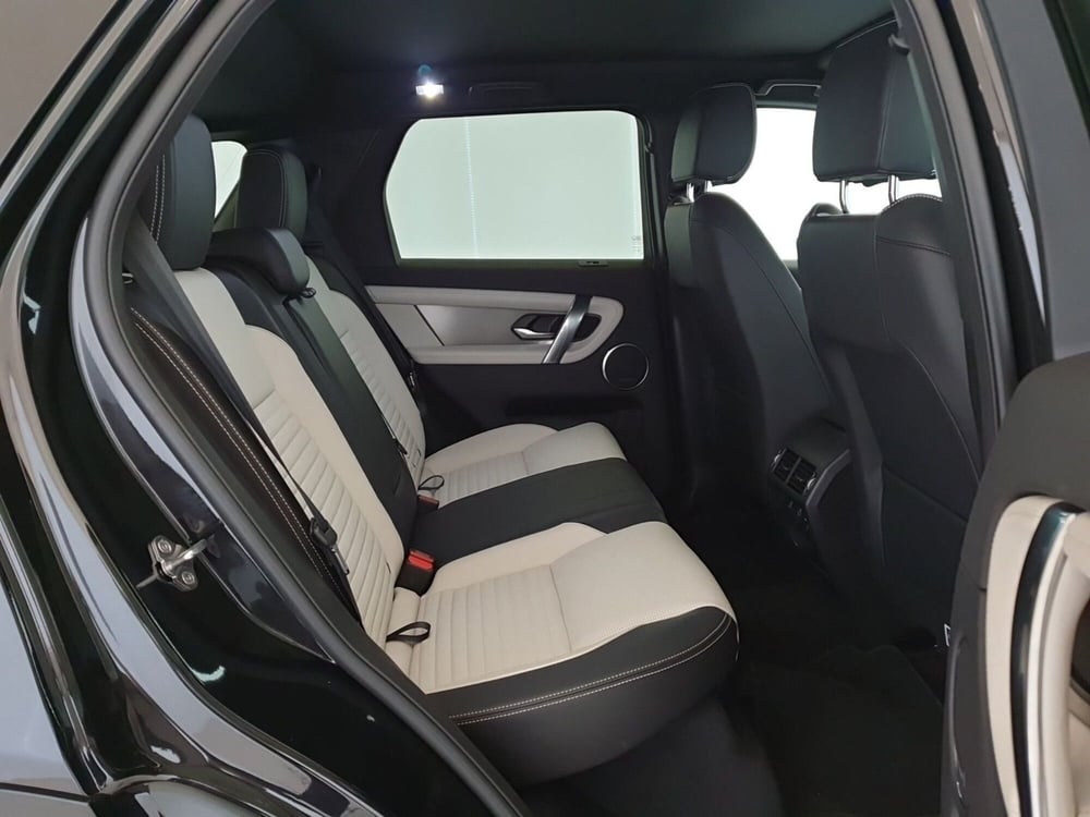 Land Rover Discovery Sport usata a Monza e Brianza (5)