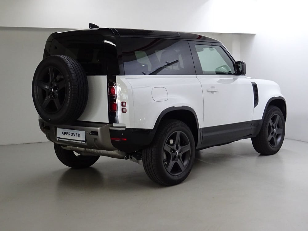 Land Rover Defender usata a Como (2)