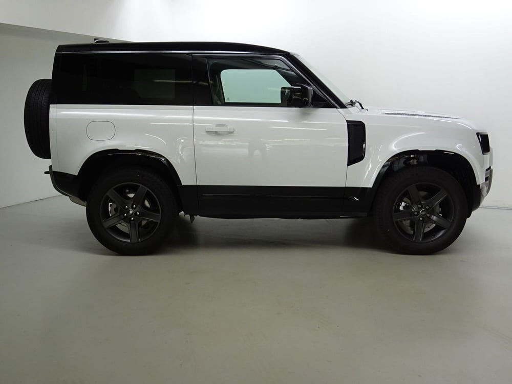 Land Rover Defender usata a Como (7)