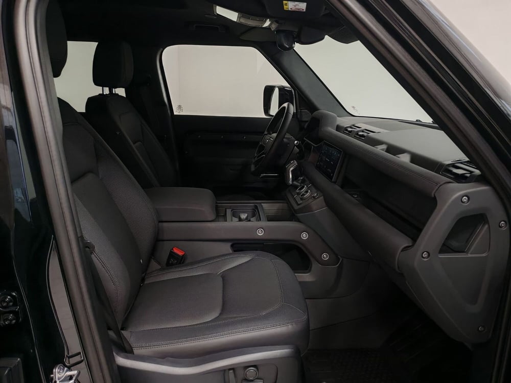 Land Rover Defender usata a Novara (3)