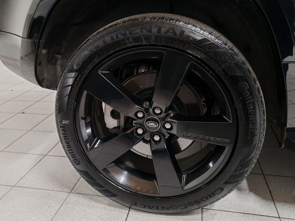 Land Rover Defender usata a Novara (9)