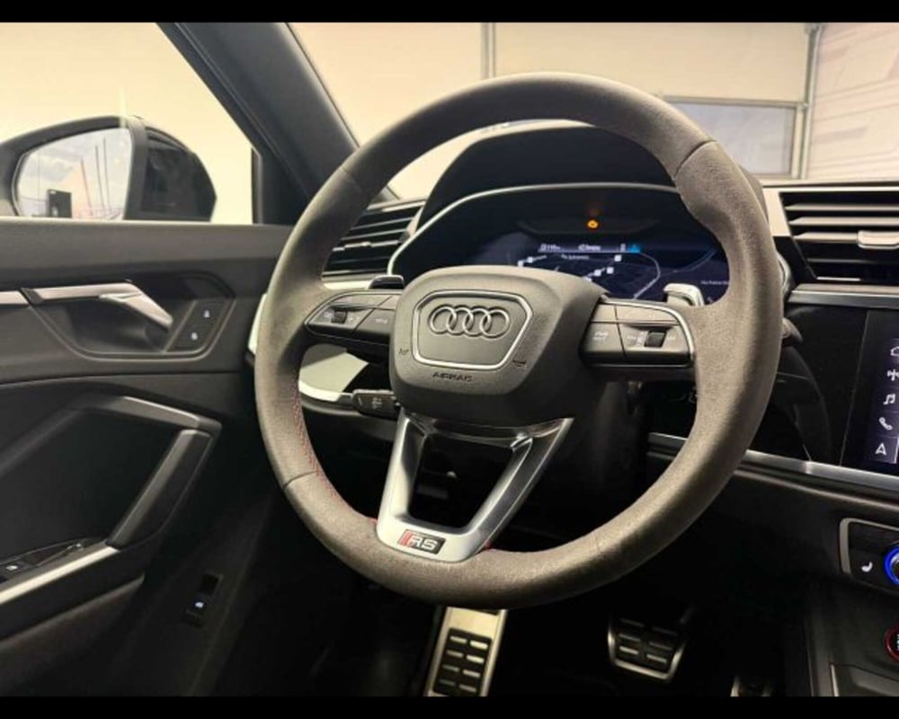 Audi RS Q3 Sportback usata a Bologna (14)