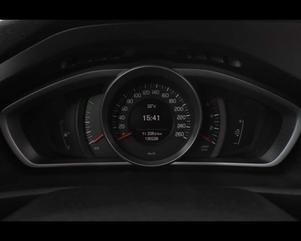Volvo V40 Cross Country usata a Bologna (11)