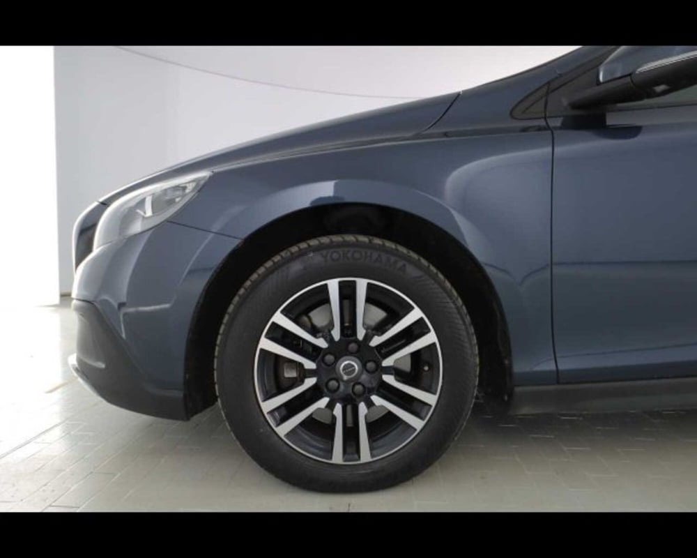 Volvo V40 Cross Country usata a Bologna (14)