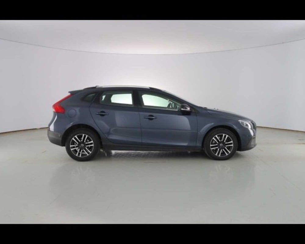 Volvo V40 Cross Country usata a Bologna (4)