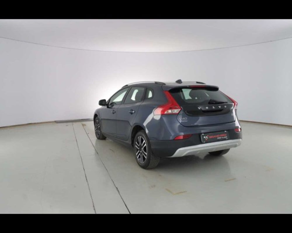 Volvo V40 Cross Country usata a Bologna (7)