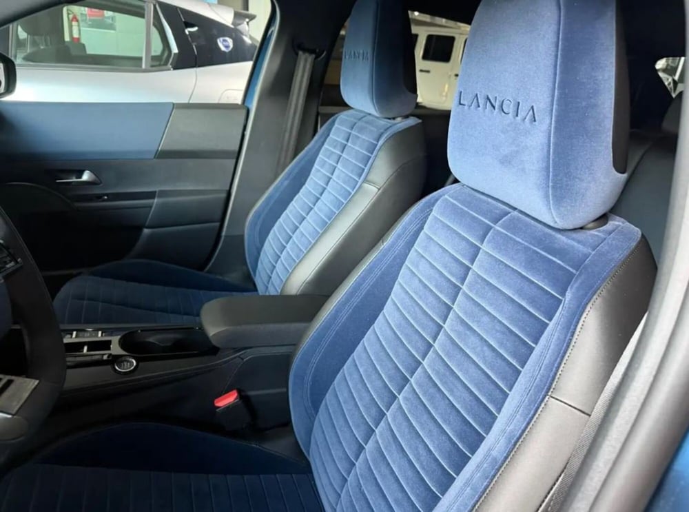 Lancia Ypsilon nuova a Latina (5)