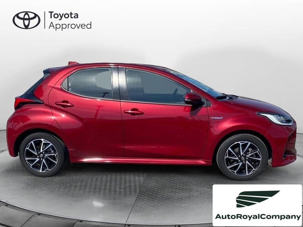 Toyota Yaris usata a Roma (12)