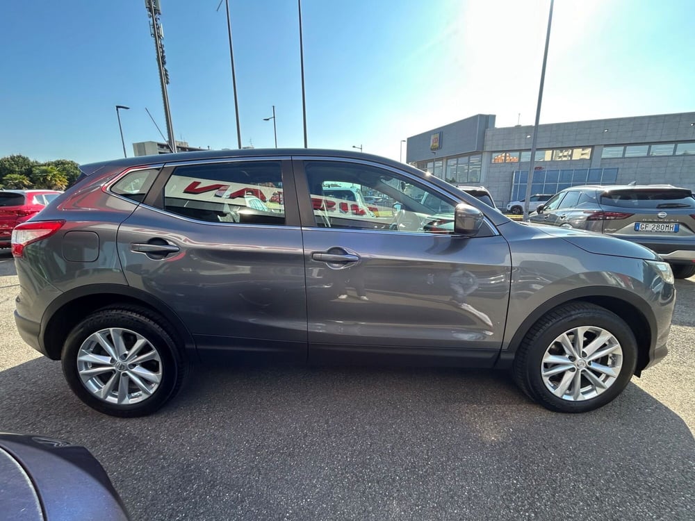 Nissan Qashqai usata a Modena (2)