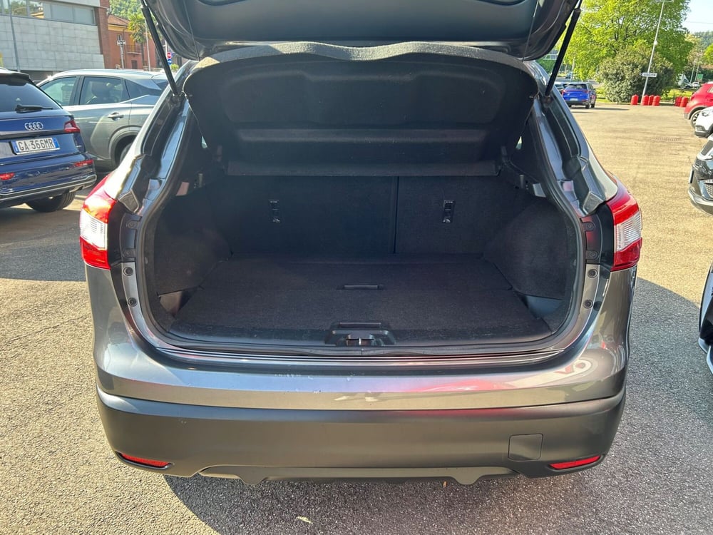 Nissan Qashqai usata a Modena (5)