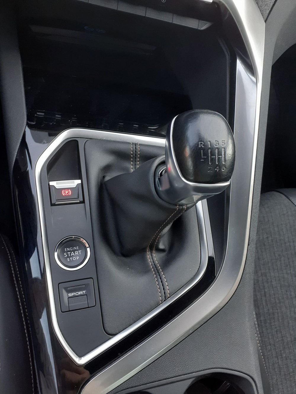Peugeot 3008 usata a Modena (19)