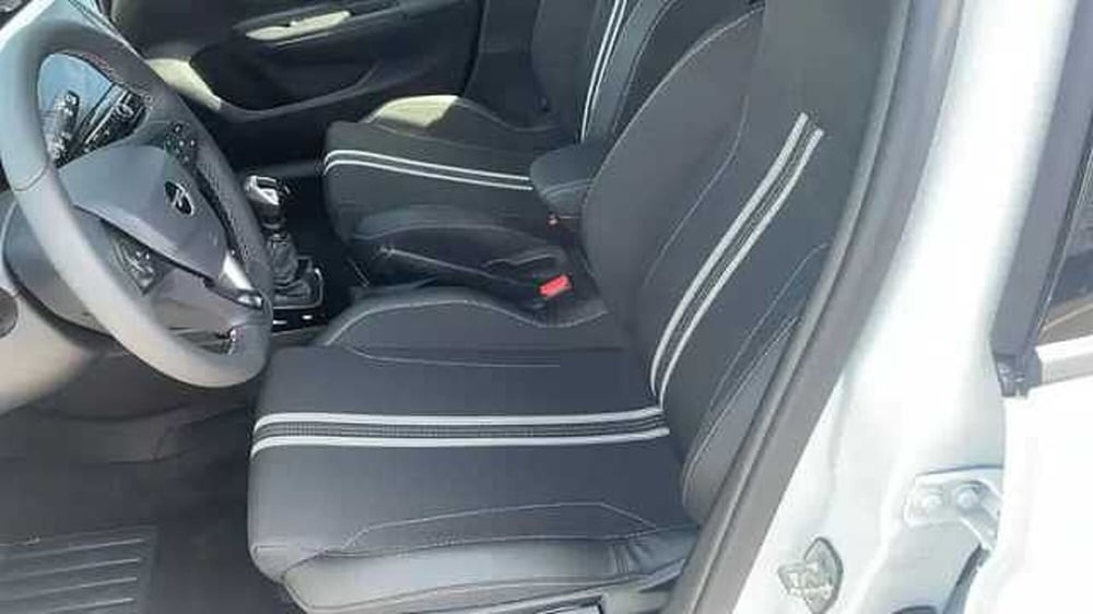 Opel Corsa nuova a Milano (9)