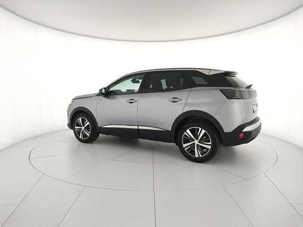 Peugeot 3008 nuova a Caserta (12)