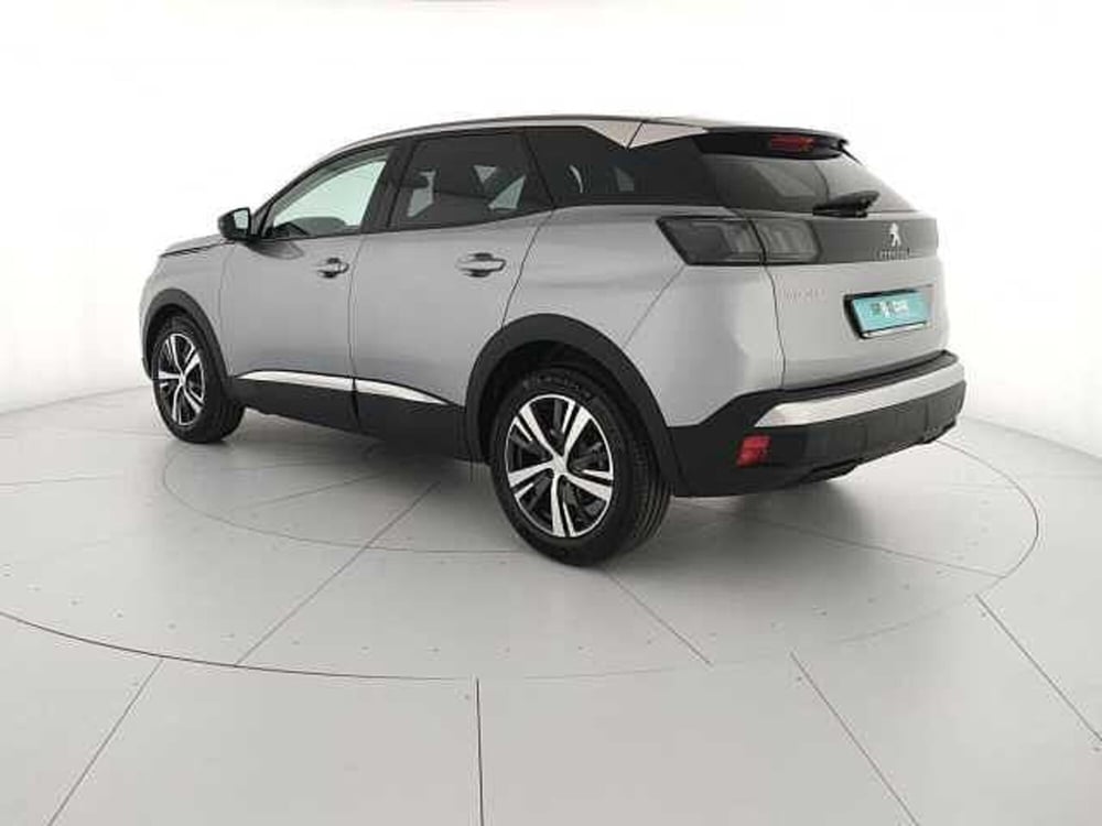 Peugeot 3008 nuova a Caserta (13)