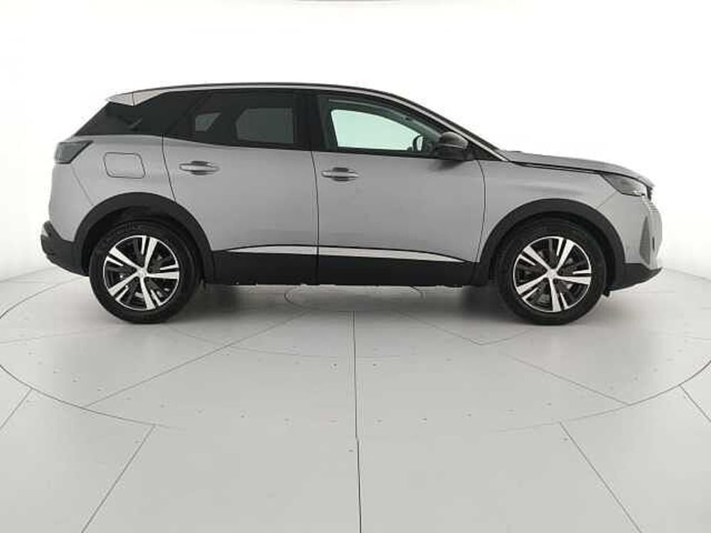 Peugeot 3008 nuova a Caserta (5)