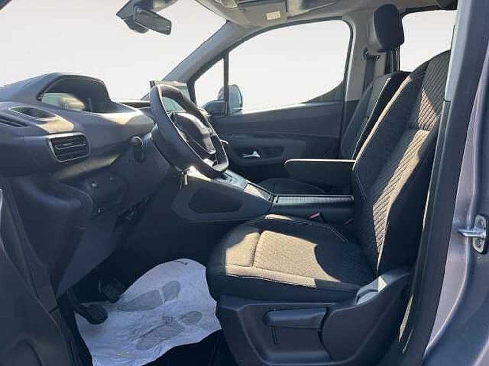 Peugeot Rifter nuova a Treviso (11)