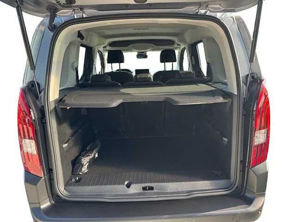 Peugeot Rifter nuova a Treviso (6)