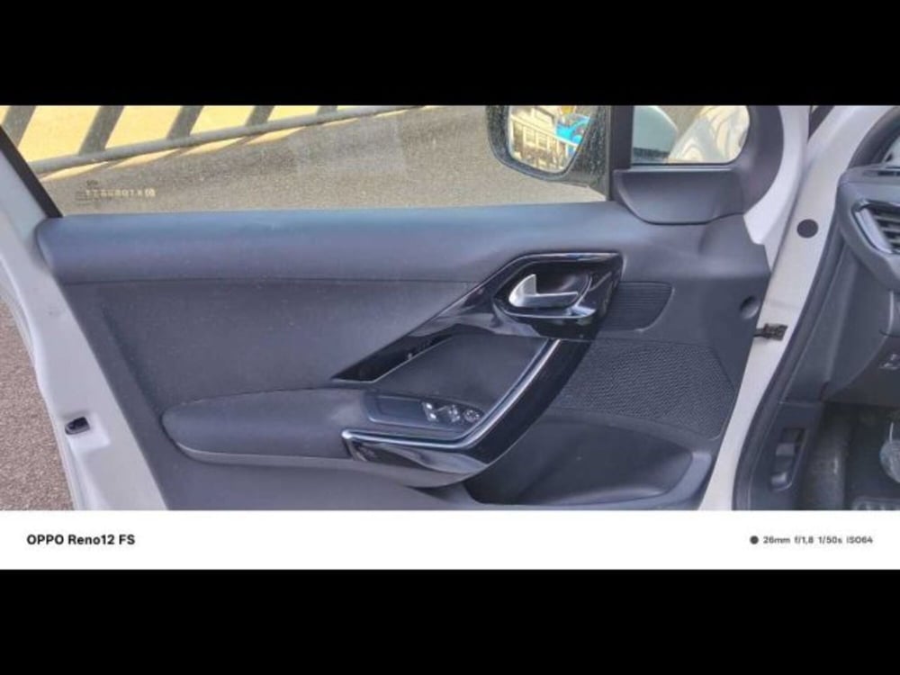 Peugeot 208 usata a Caltanissetta (14)