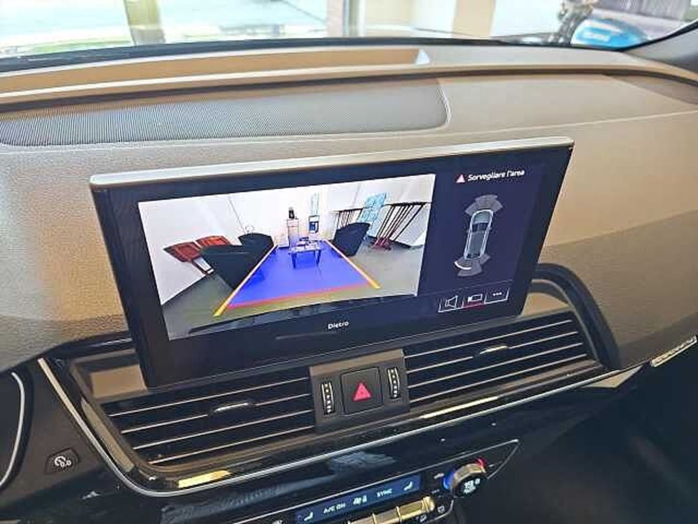 Audi Q5 Sportback usata a Lecco (17)