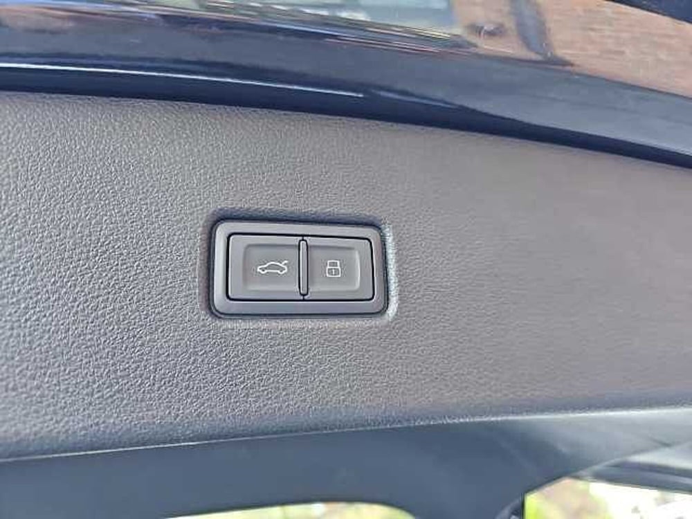 Audi Q5 Sportback usata a Lecco (18)