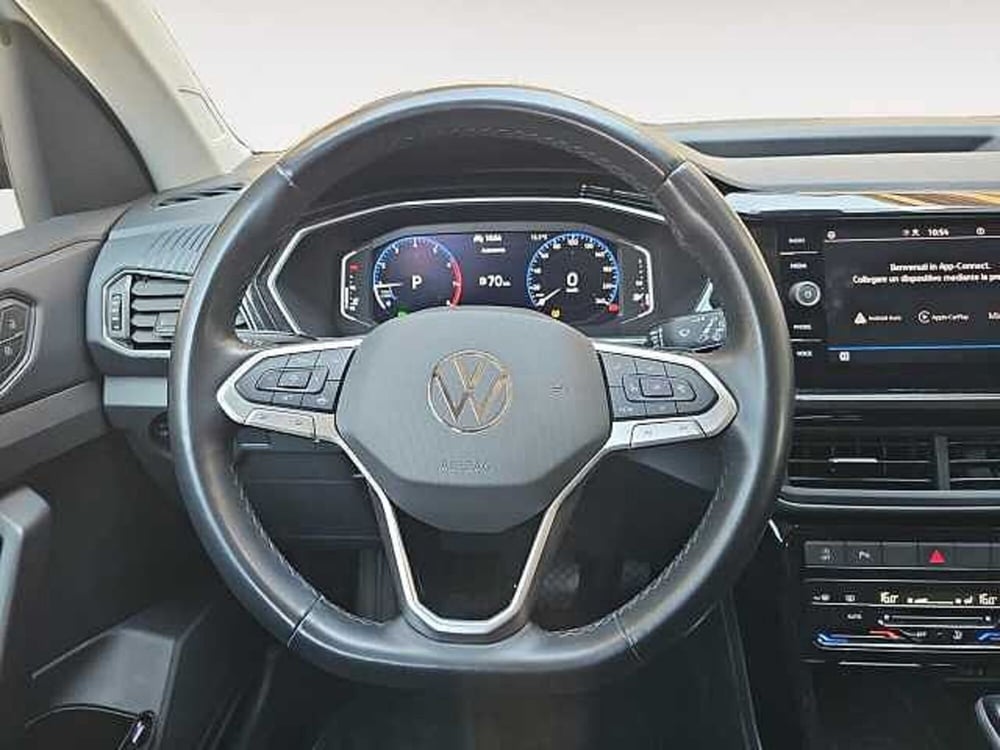 Volkswagen T-Cross usata a Lecco (10)