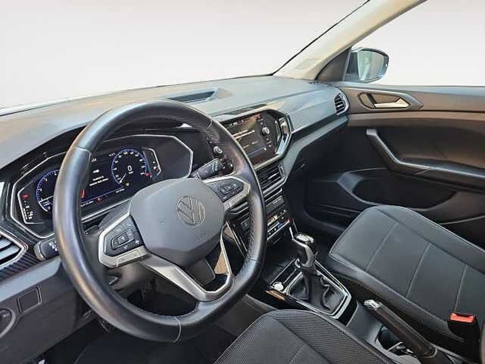 Volkswagen T-Cross usata a Lecco (14)