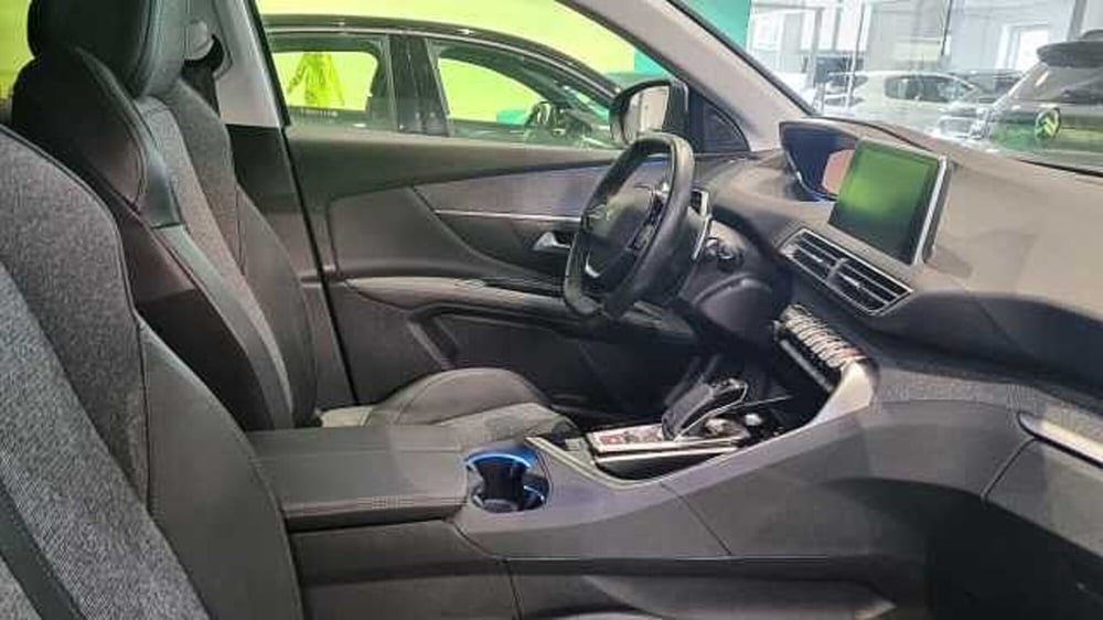 Peugeot 3008 usata a Milano (10)