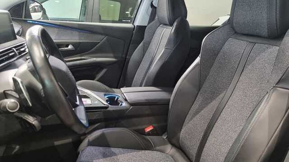 Peugeot 3008 usata a Milano (11)