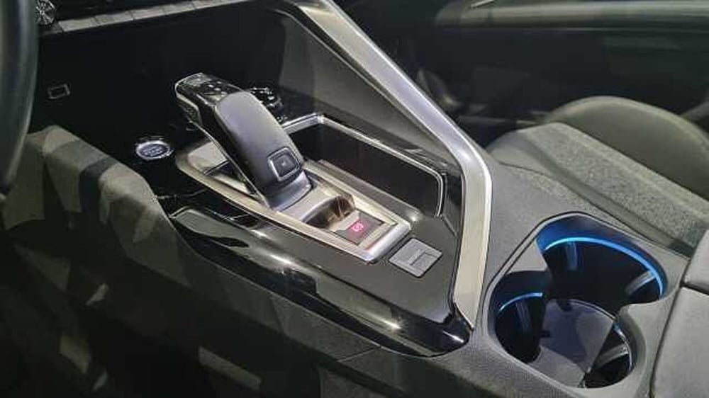 Peugeot 3008 usata a Milano (9)