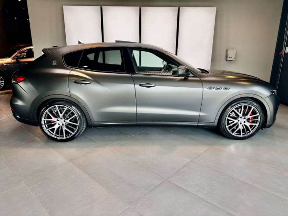 Maserati Levante usata a Torino (4)