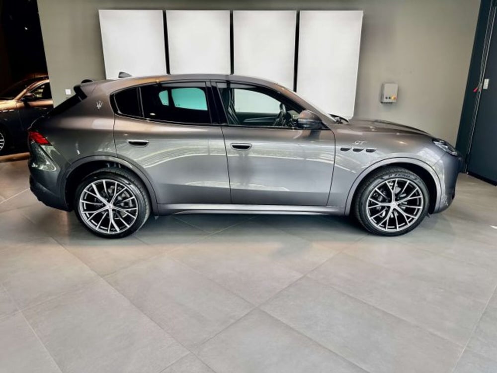 Maserati Grecale usata a Torino (4)
