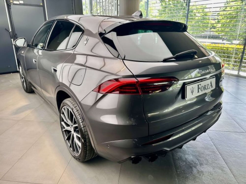 Maserati Grecale usata a Torino (8)