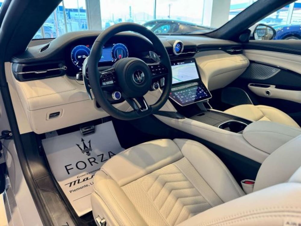 Maserati Grancabrio nuova a Torino (10)
